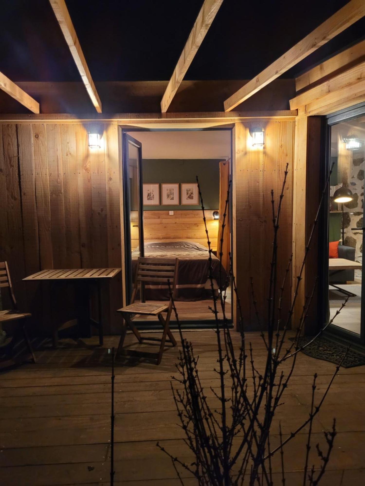 La Maisonnette Sous Le Cerisier Bergonne 外观 照片